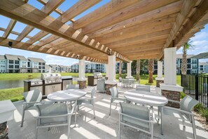 Outdoor dining - Landing | Chic 2BD, Game Room (Daytona Beach)