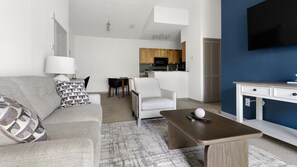 Smart TV - Landing | Stylish 1BD, Gym, Tennis Court (Gainesville)