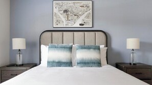 Desk, iron/ironing board, WiFi, bed sheets - Landing | Chic 1BD, Tennis Court, Courtyard (North Port)