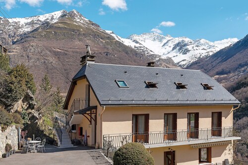 Gite Campbieil - Gavarnie-Gèdre: Panoramic Mountain Apartment