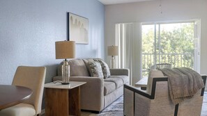 Smart TV - Landing | Chic 1BD, Clubhouse, Courtyard (North Port)