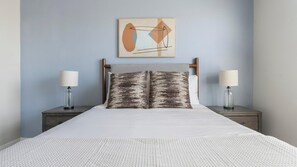 Desk, iron/ironing board, WiFi, bed sheets - Landing | Spectacular 2BD, Pool, Game Room (Longboat Key)