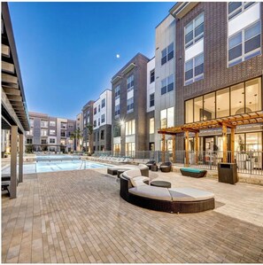 Terrace/patio - Landing | Incredible 1BD, Pool, Courtyard (Austin)