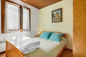 Iron/ironing board, WiFi, bed sheets - Gîte Coumély - Gavarnie-Gèdre (GAVARNIE-GÈDRE)