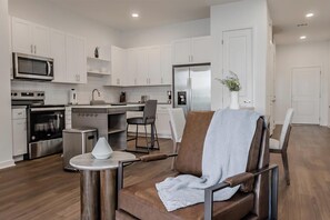 Interior - Landing | Modern 3BD, Gym (Four Corners)