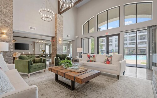 Landing | Incredible 2BD, Clubhouse, Gym