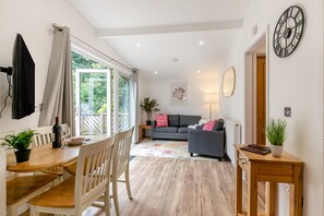 Classic Cabin | Living area - Landal Leycroft Valley (Perranporth)