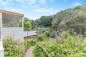 Classic Cabin | Property grounds