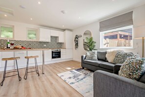 Classic Cabin | Interior - Landal Leycroft Valley (Perranporth)