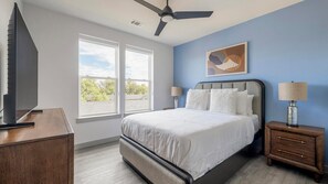Desk, iron/ironing board, WiFi, bed sheets - Landing | Beautiful 1BD, Gym, Game Room (Austin)