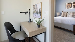 1 Schlafzimmer, Schreibtisch, Bügeleisen/Bügelbrett, WLAN