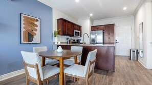 Dining - Landing | Beautiful 2BD, Yoga Studio, Clubhouse (Johnstown)