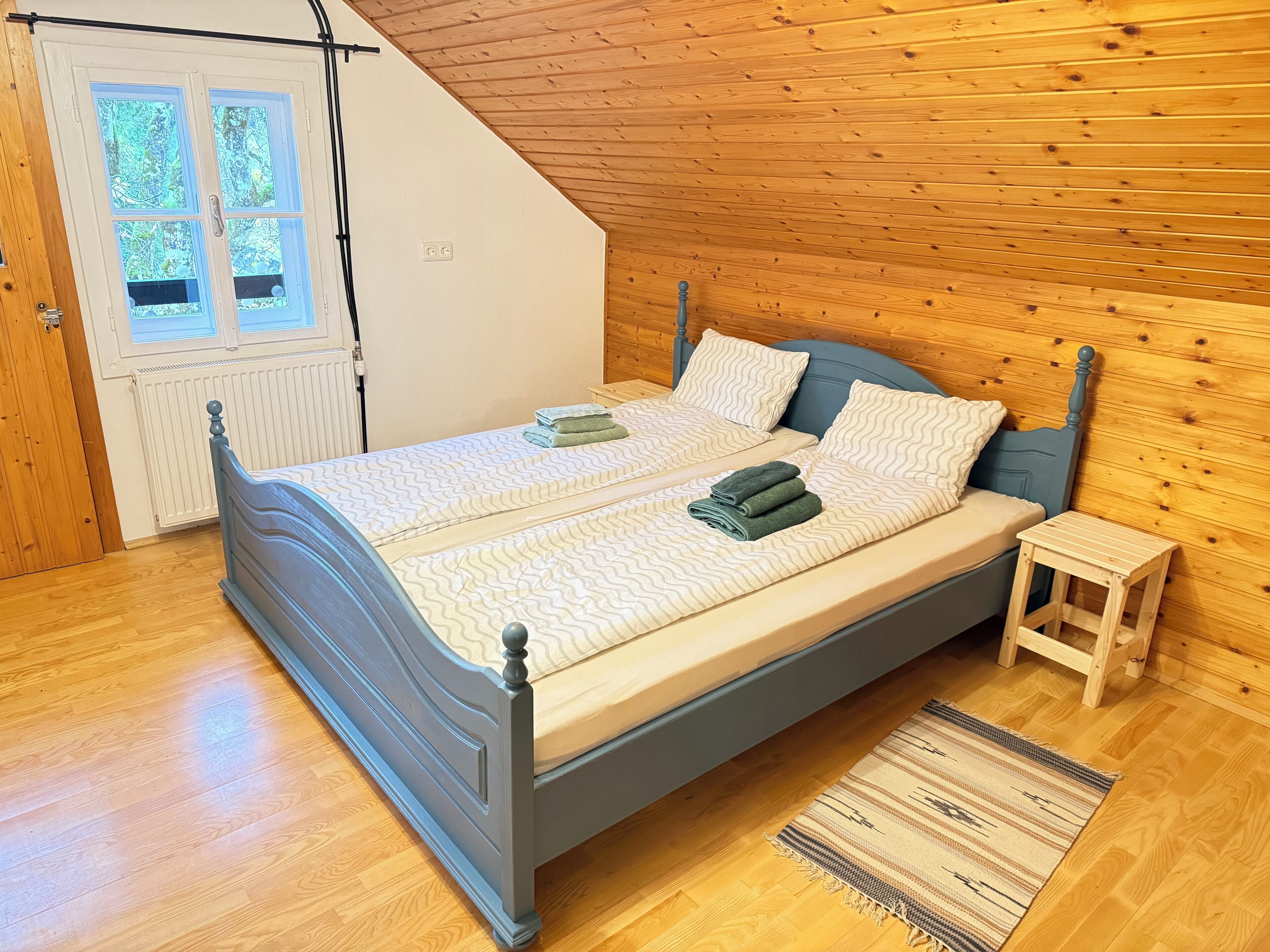3 Schlafzimmer, Bügeleisen/Bügelbrett, Bettwäsche
