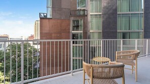 Property grounds - Landing | Chic 1BD, Gym, Yoga Studio (San Antonio)