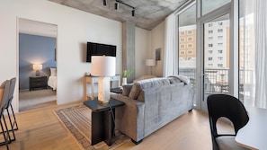 Smart TV - Landing | Spectacular 1BD, Gym, Yoga Studio (San Antonio)