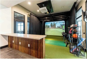 Interior - Landing | Amazing 1BD, Rooftop Lounge, Pool (Springfield)