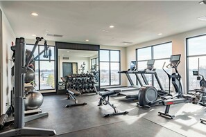 Fitness facility - Landing | Amazing 1BD, Rooftop Lounge, Pool (Springfield)