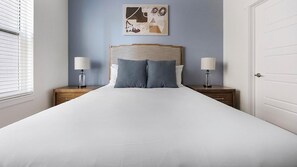 Desk, iron/ironing board, WiFi, bed sheets