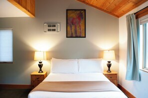 Bügeleisen/Bügelbrett, WLAN, Bettwäsche