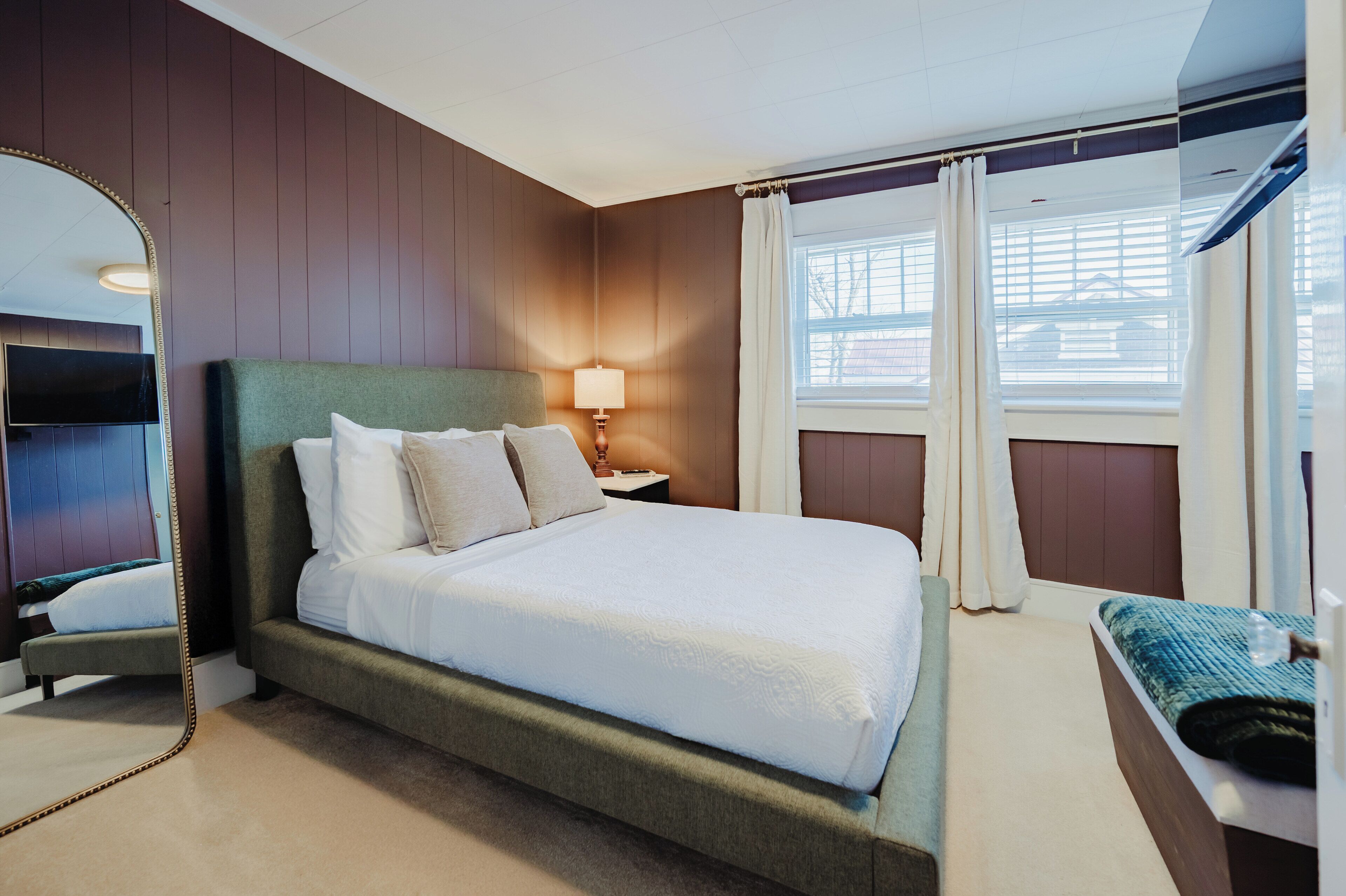 4 slaapkamers, een strijkplank/strijkijzer, wifi, beddengoed