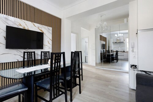 Apartment 'Casa Di Tatiana' with Private Terrace, Wi-Fi and Air Conditioning