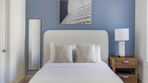 Desk, iron/ironing board, WiFi, bed sheets - Landing | Beautiful 1BD, Pool, Clubhouse (San Antonio)