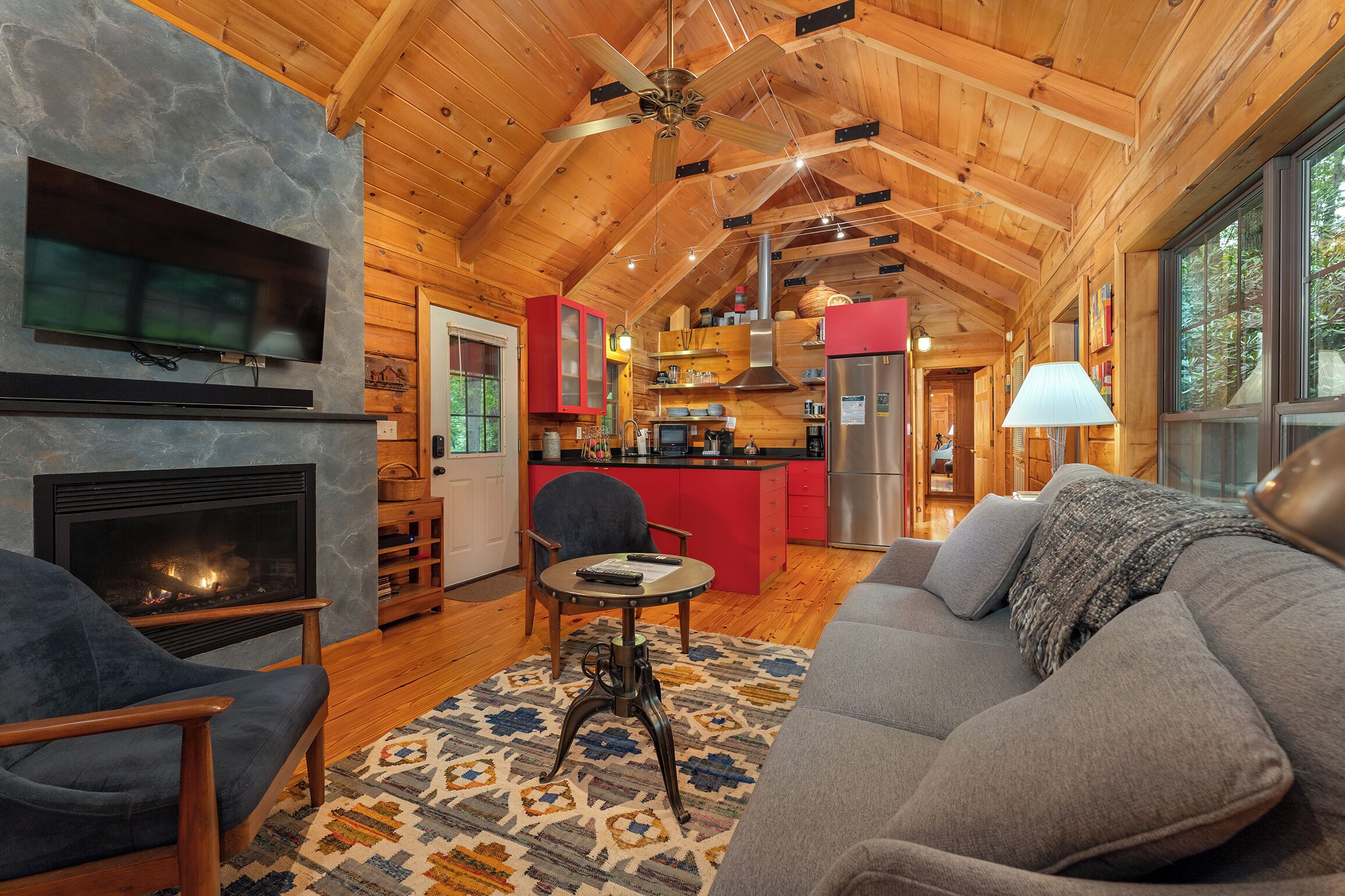 TV connectée, cheminée