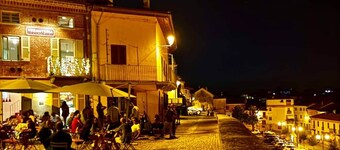 Independent Home with Private Courtyard - Monferrato