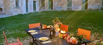 Independent Home with Private Courtyard - Monferrato
