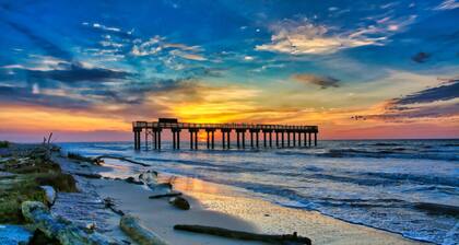 NEW!!! Island Breeze - Your Perfect ICW-Beach Escape!