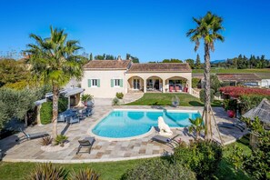 Pool - Villa Valleron by Villa Plus (Saint-Saturnin-lès-Avignon)