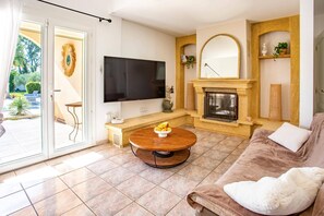 Smart TV, ping pong - Villa Valleron by Villa Plus (Saint-Saturnin-lès-Avignon)