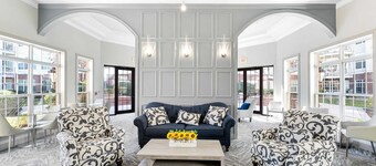 Landing | Incredible 2BD, Tennis Court, Gym