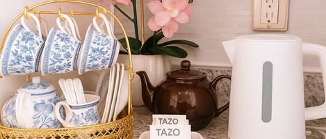 Kaffee und/oder Kaffeemaschine