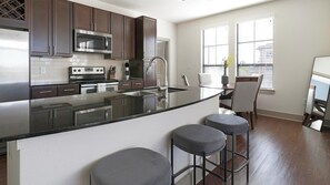 Fridge, dining tables - Landing | Beautiful 2BD, Gym, Clubhouse (Houston)