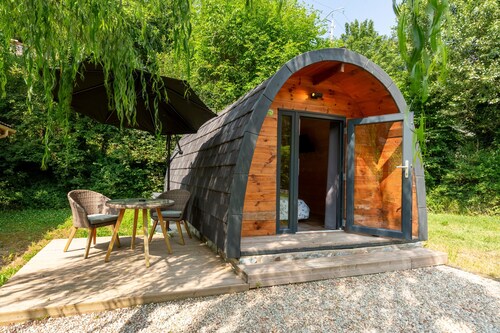 Holiday Home 'Pod Insolite Nature - Vue Verdure' with Private Terrace, Wi-Fi and Air Conditioning