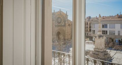 ‘Semidiáfano Santa Teresa’ Apartment – Historic Center of Ávila, Next to the City Walls