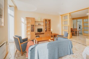 Unclassified image, 4 of 32, button - ‘Semidiáfano Santa Teresa’ Apartment – Historic Center of Ávila, Next to the City Walls (Ávila)