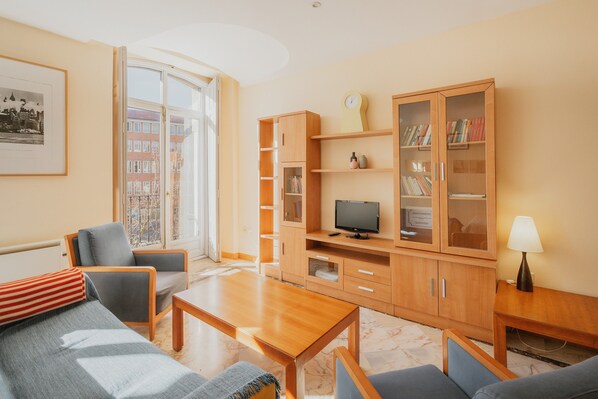 Unclassified image, 1 of 32, button - ‘Semidiáfano Santa Teresa’ Apartment – Historic Center of Ávila, Next to the City Walls (Ávila)