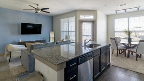 Interior - Landing | Incredible 2BD, Courtyard, Pool (Houston)
