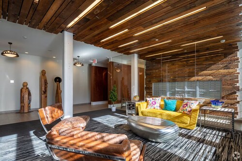 Landing | Amazing Studio, Courtyard, Gym