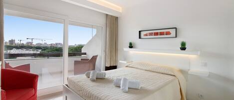 Strykejern/-brett, wi-fi og sengetøy