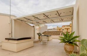 Outdoor spa tub - Apartment "Il Nespolo" in Marina di Ragusa (Marina di Ragusa)