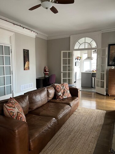 1BR Apt. In Mansion Home With Indoor Pool/Hot Tub