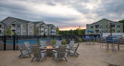 Landing | Amazing 2BD, Gym, Yoga Studio