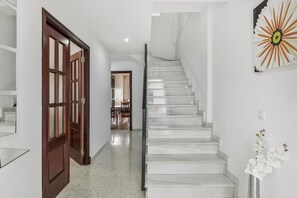 Interior - Apartment 'Casa Gazules' with Private Terrace, Wi-Fi and Air Conditioning (Alcalá de los Gazules)