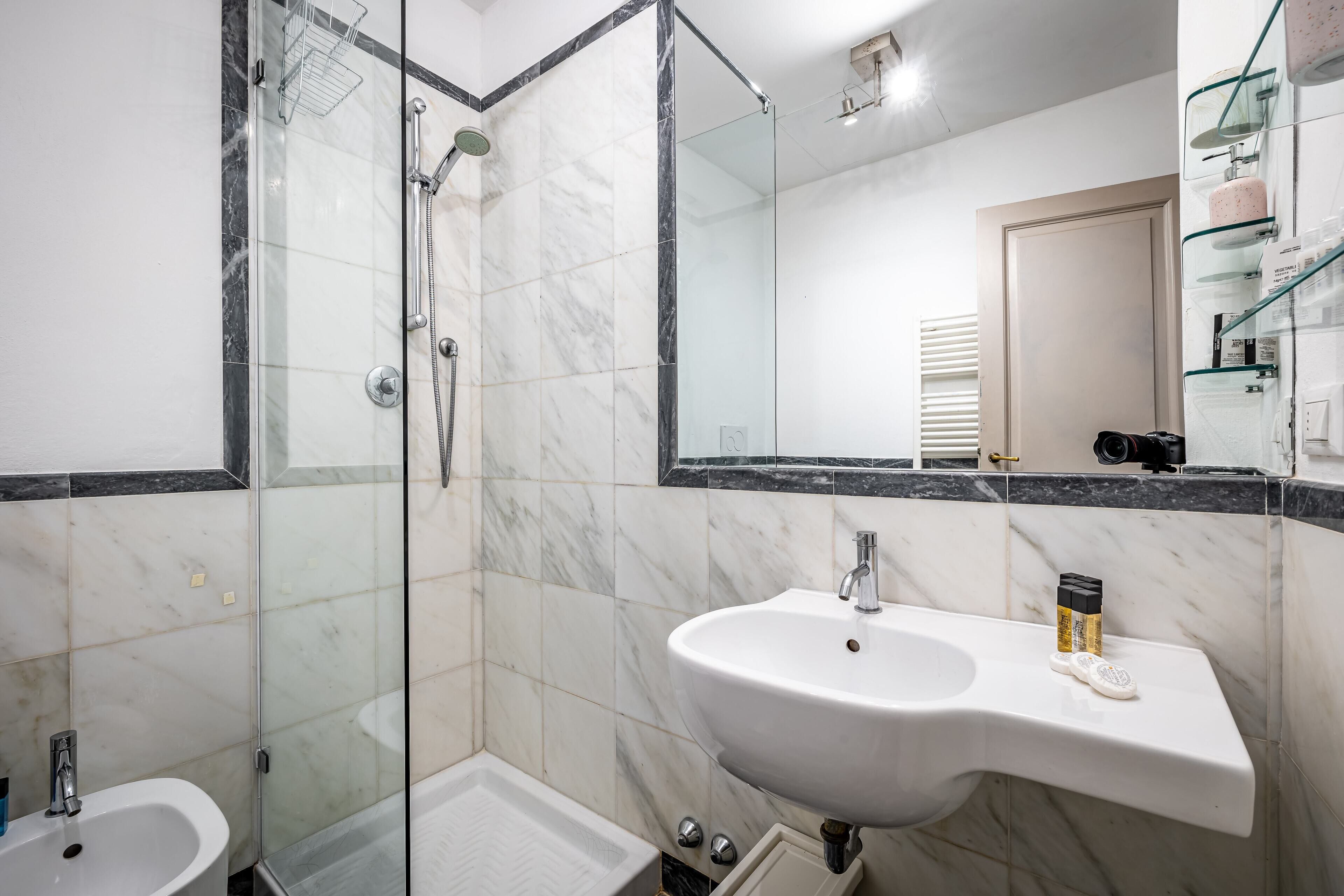 Apartment, 1 Bedroom, Terrace | Bathroom
