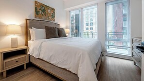 Desk, iron/ironing board, WiFi, bed sheets - Landing | Stylish 2BD, Courtyard, Gym (Alexandria)