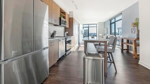 Private kitchen - Landing | Modern 2BD, Clubhouse, Pool (Washington)