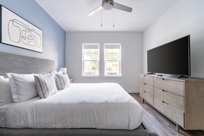 2 bedrooms, desk, iron/ironing board, WiFi - Landing | Incredible 2BD, Yoga Studio (Kissimmee)